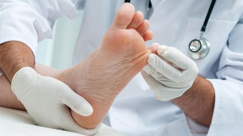 Effective Natural Remedies: How Listerine Can Help Cure Toenail Fungus Beyond Conventional Treatments