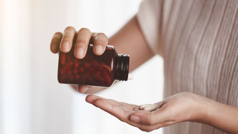 Understanding Tooth Infections: Causes, Symptoms, Progression, and Treatment Strategies