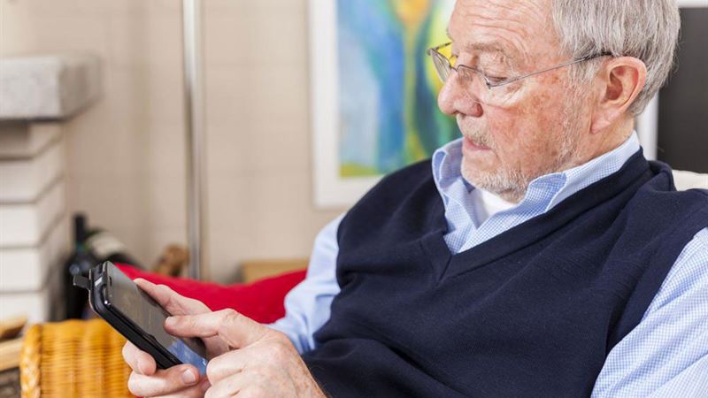 Top Large Mobile Phones Designed for Seniors in 2024