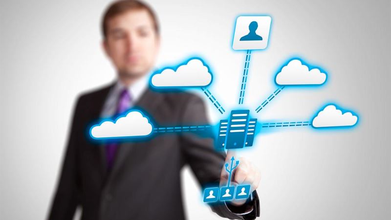 Key Insights for Small Businesses Implementing Hybrid Cloud Solutions