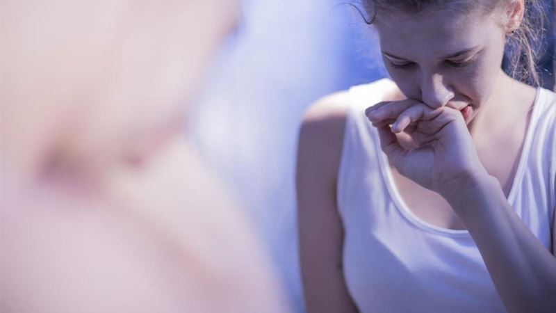 Comprehensive Guide to Epstein-Barr Virus Transmission and Symptoms