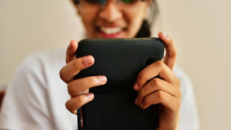 Samsung Galaxy Smartphones: Pioneering the Future of Mobile Technology