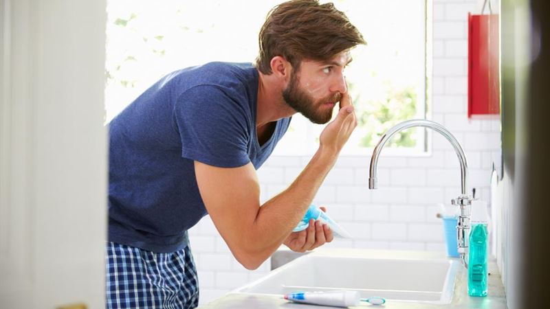 Ultimate Guide to Natural Grooming Essentials for Modern Men