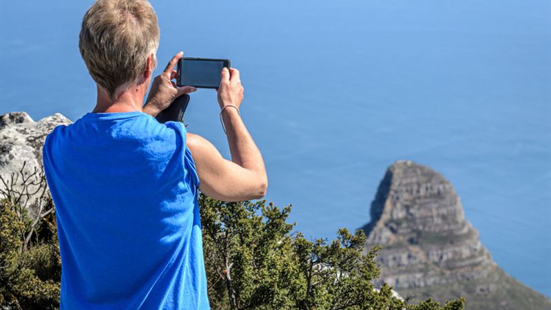 Comprehensive Guide to Choosing the New iPhone 11: Features, Design, and Performance Insights