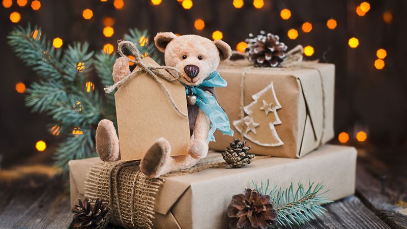 Essential Tips for Selecting the Perfect Christmas Decoration Theme