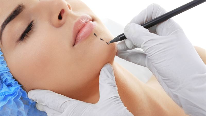 Essential Insights Before Undergoing Cosmetic Surgery: What You Need to Know