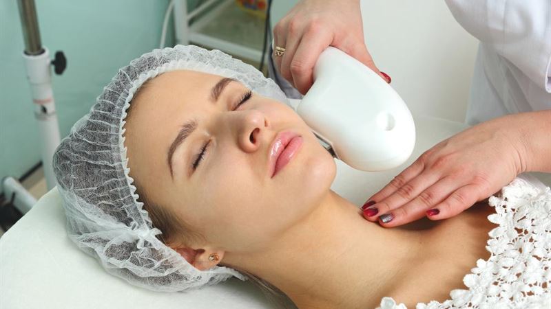 Effective Methods for Achieving Smooth, Hair-Free Skin Using Facial Hair Removal Products