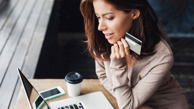 Essential Guide to Choosing the Best Student Credit Cards for Building Credit