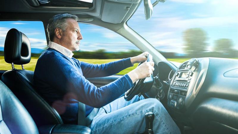 How to Secure the Best Deals on Luxury Car Leasing