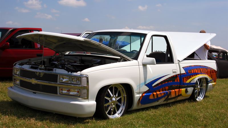 Comprehensive Guide to Truck Bed Covers: Types, Features, and Benefits