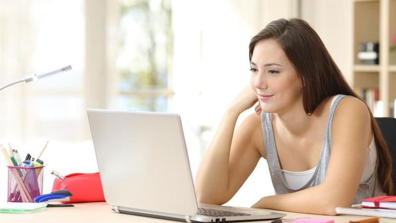 Top Online Courses Every Student and Professional Should Explore Today