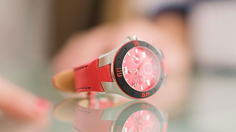 The Evolution of Wristwatches: Modern Trends and Market Insights