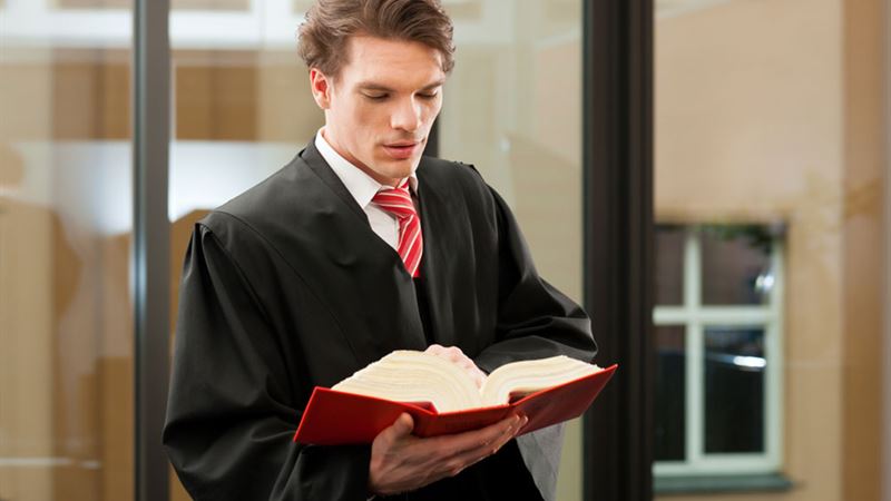 Comprehensive Guide to Critical Features of Legal Professionals Liability Insurance