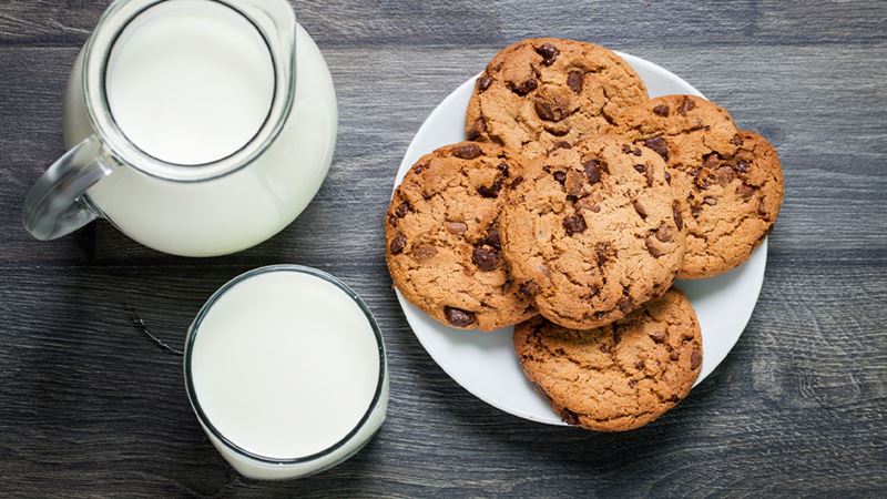 Comprehensive Guide to Girl Scout Cookies: Origins, Varieties, and Latest Flavors