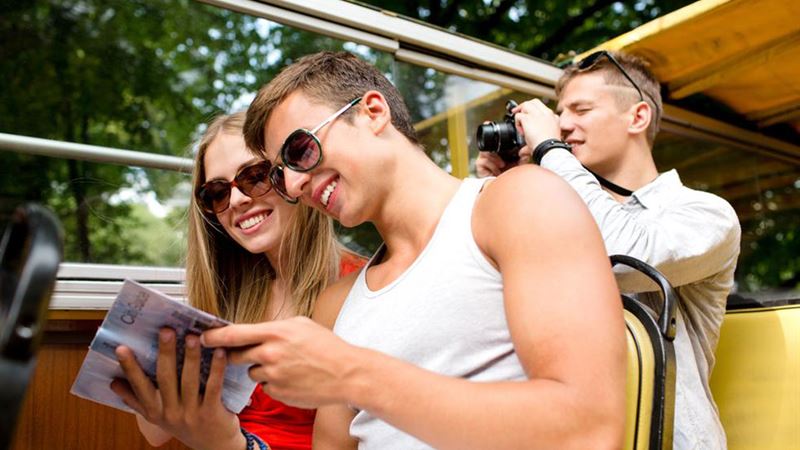 Top Bus Tour Companies for Unforgettable Travel Experiences