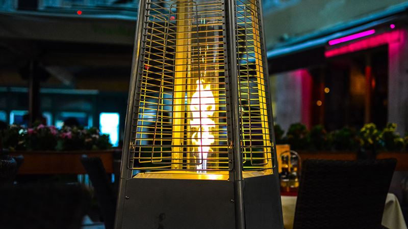 Advantages and Disadvantages of Outdoor Patio Heaters