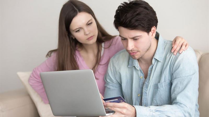 Essential Guide to Buying Contact Lenses Online Safely and Effectively