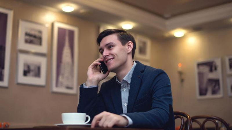 Comprehensive Guide to the Best Jitterbug Mobile Plans for Seniors in 2024