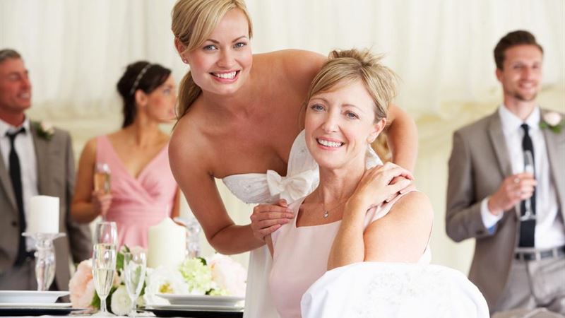 Comprehensive Guide to Selecting the Perfect Mother of the Bride Dress