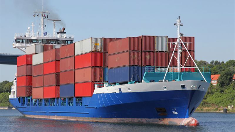 Comprehensive Guide to Freight Shipping: Advantages, Challenges, and Essential Insights