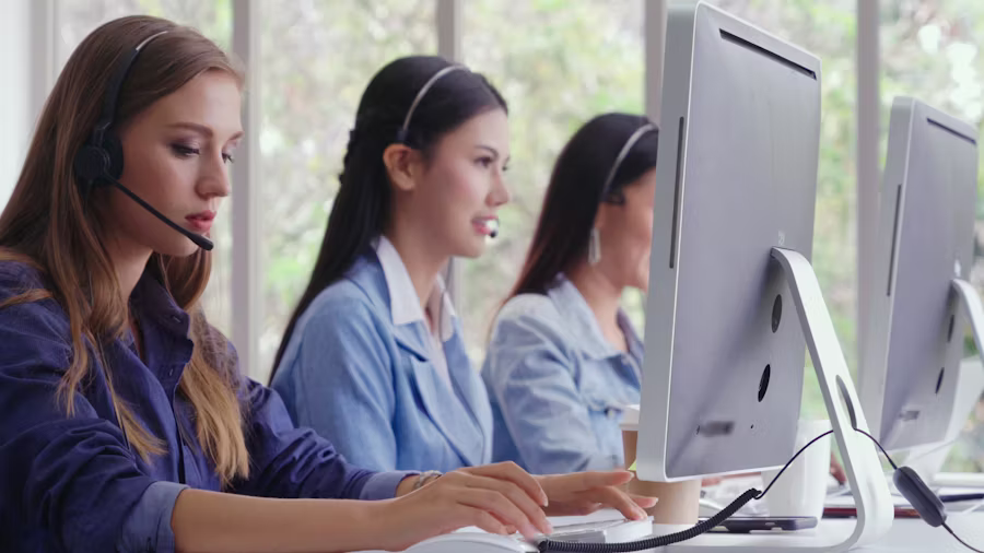 Comprehensive Guide to Selecting the Perfect Business Phone Solution for Your Company