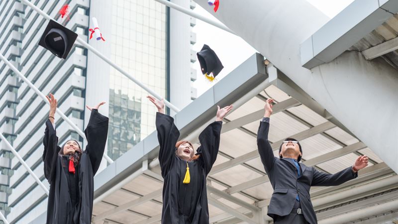 Comprehensive Guide to Top Online Bachelor's Degree Programs in 2024