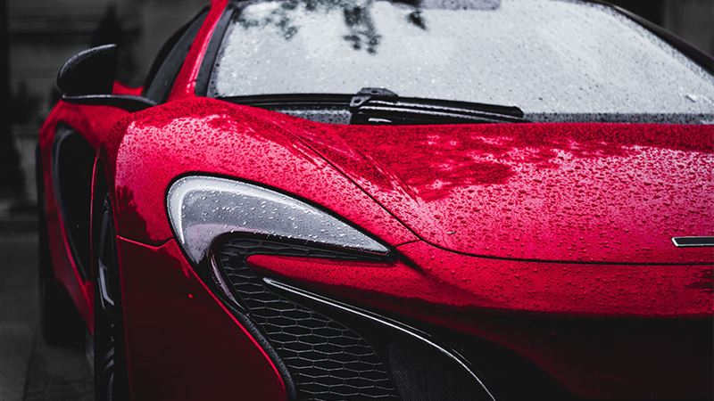 Comprehensive Guide to Buying the McLaren MP4-12C Sports Car: Key Considerations and Features