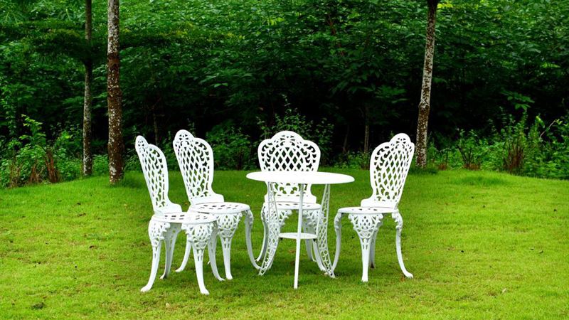 Enhancing Your Outdoor Living Space with Stylish Patio Furniture