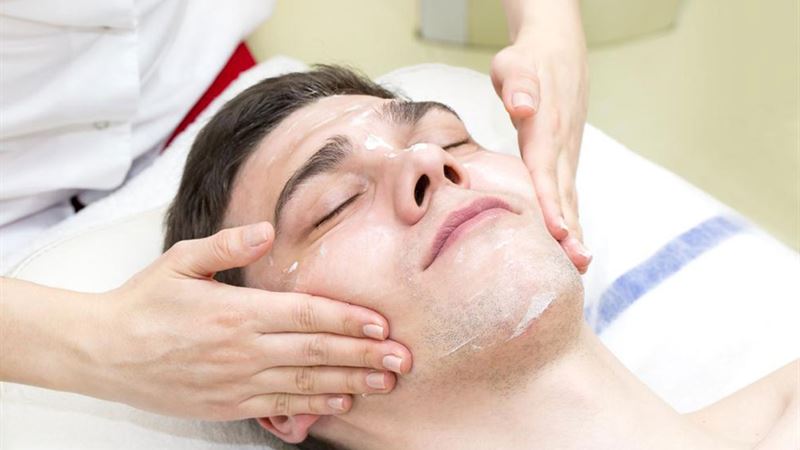 Comprehensive Guide to Professional Teeth Whitening: What You Need to Know