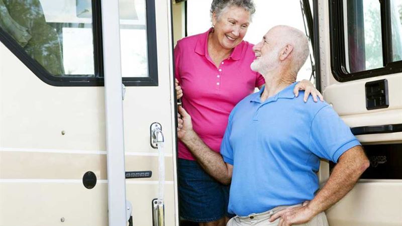 Top 5 Excellent Bus Tours Designed for Senior Travelers