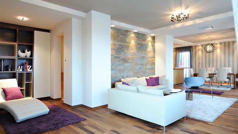 Transform Your Living Space with Innovative Wall Coverings and Wallpapers