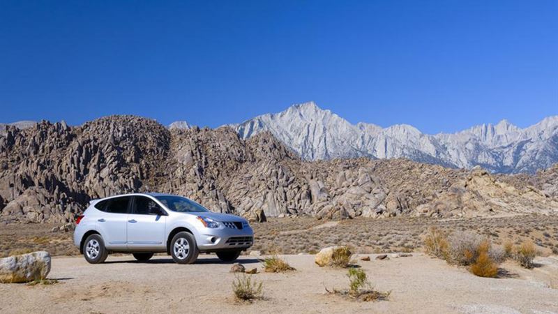 2023 Toyota Avalon Hybrid: The Ultimate Guide to Performance, Safety, and Comfort