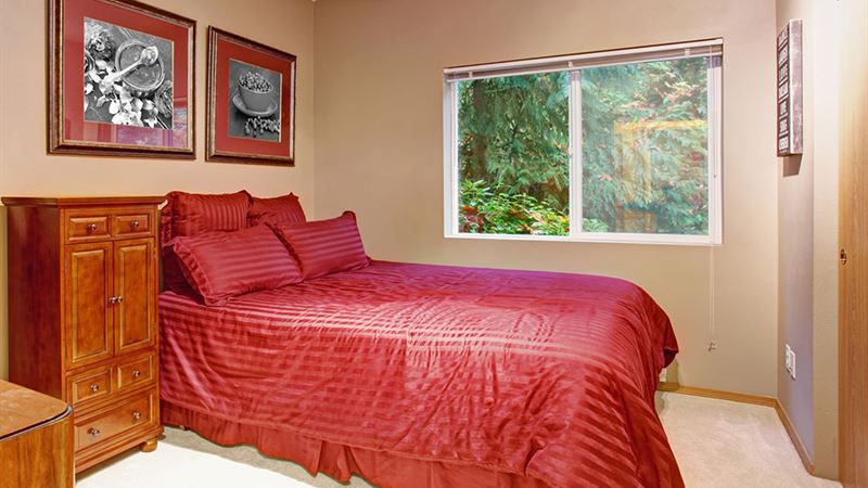 Designing the Perfect Bedroom: A Comprehensive Guide to Creating a Stylish and Cozy Retreat