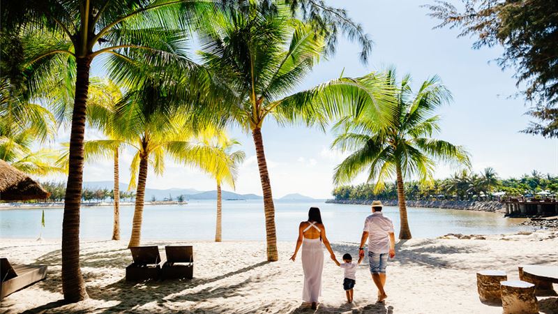 Discover the Top 3 Open-For-Travel Holiday Destinations for 2024