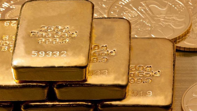 Comprehensive Guide to Investing in Gold Bullion: Strategies, Tips, and Risks