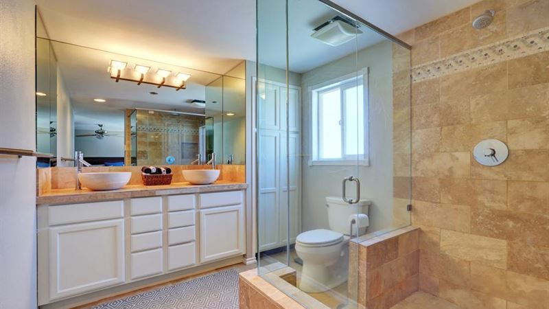Transform Your Bathroom into a Relaxing Sanctuary with These Essential Tips