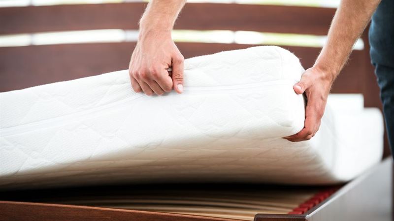 Essential Guidelines for Selecting the Perfect Mattress for Better Sleep and Spine Health