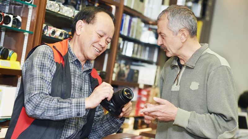 Essential Guide to Purchasing Your First Camera: What Every Beginner Should Know