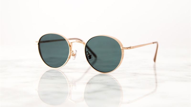 Ultimate Guide to Black Friday and Cyber Monday Sunglass Deals in 2023