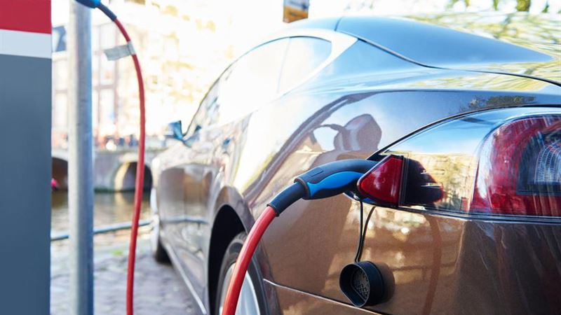 Comprehensive Overview of Hybrid Vehicle Technologies and Benefits