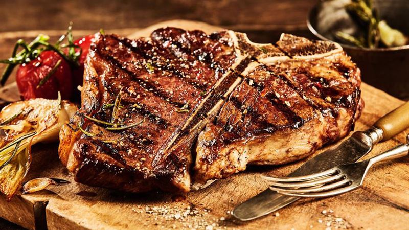 A Comprehensive History of Outback Steakhouse's Expansion and Growth