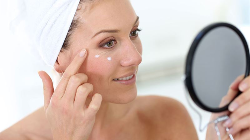 Ultimate Guide to Maintaining Deep Hydration for Healthy, Glowing Skin