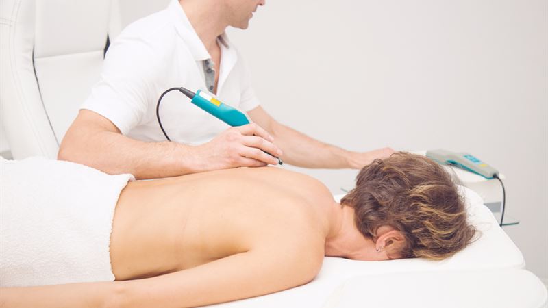 Essential Considerations Before Choosing a Laser Spine Surgery Specialist