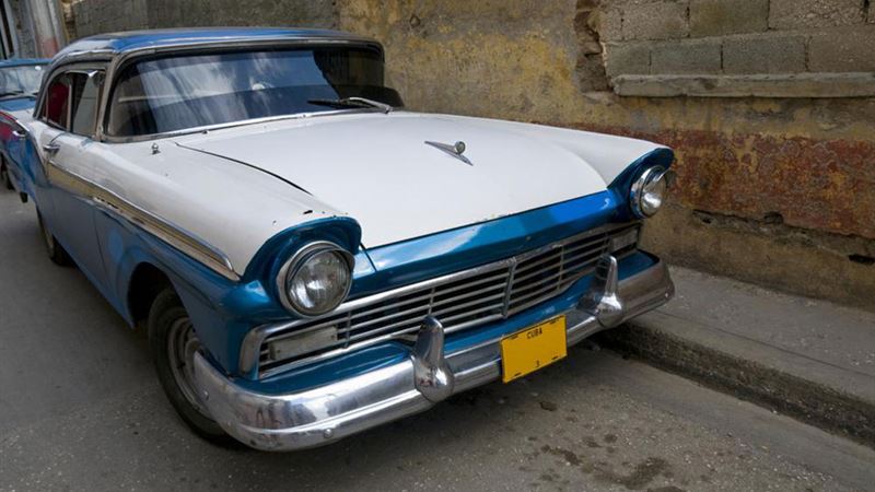 Classic Cars That Are Still Available for Enthusiasts and Collectors