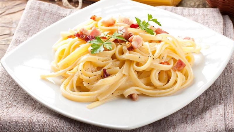 Exploring the Origins and Secrets of Authentic Spaghetti alla Carbonara
