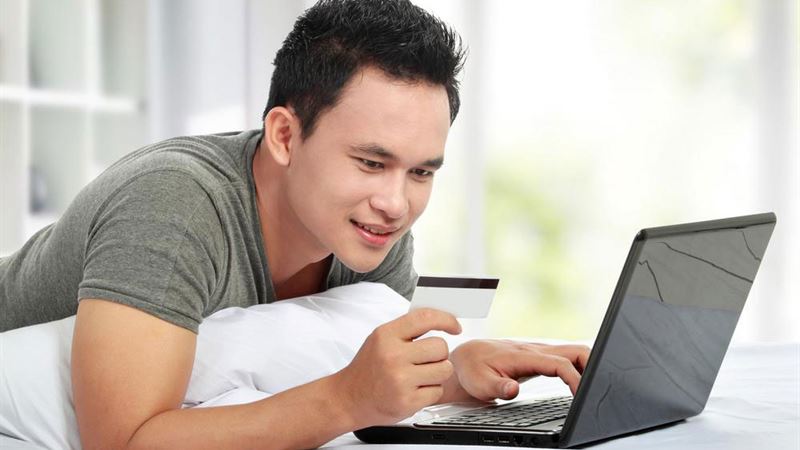 Premier Student Credit Card Options for Young Adults in College