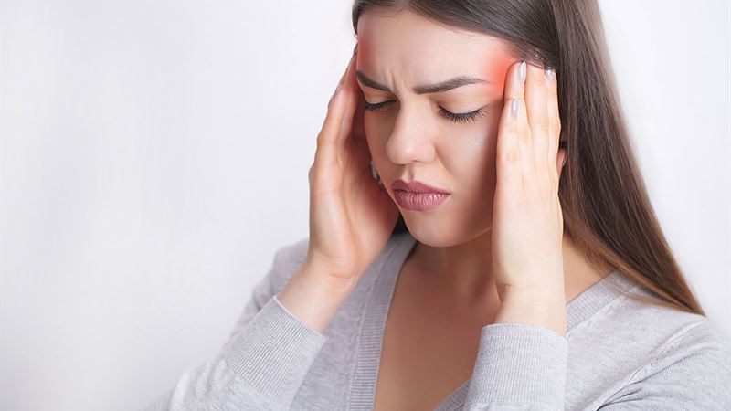 Understanding the Key Differences Between Headaches and Migraines