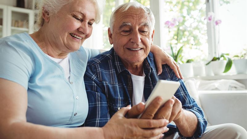 Comprehensive Guide to Obtaining Complimentary Cell Phones for Senior Citizens