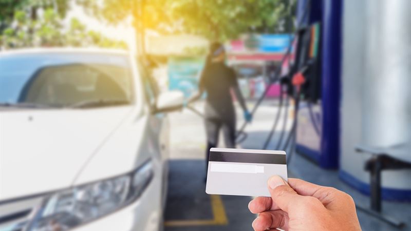 Comprehensive Guide to Fuel Payment Cards: Types, Benefits, and Usage