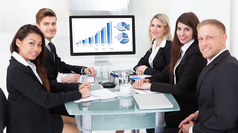 Harnessing Predictive Analytics to Transform Business Strategies and Decision-Making